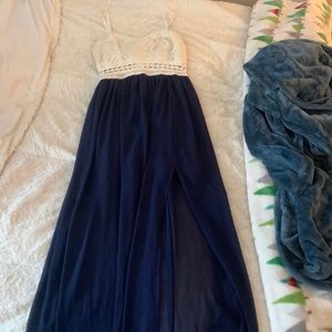 White and blue size 5 with a slit beautiful dress!